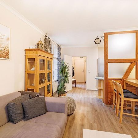 Ferienappartements Щралзунд Екстериор снимка